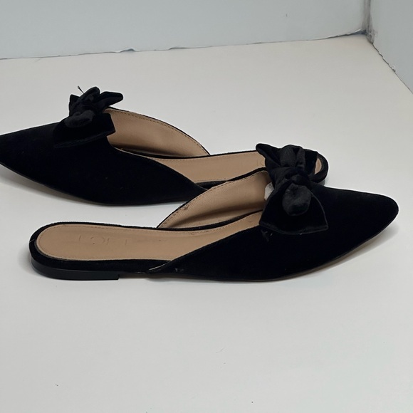LOFT BLACK VELVET w/BOW Pointed TOE Comfy MULES Size 9M EUC - Picture 3 of 10